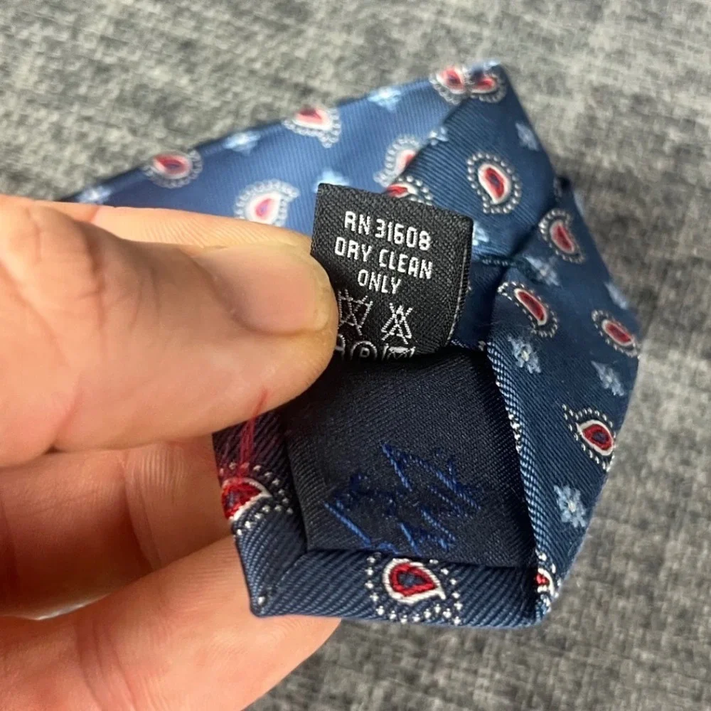 Jos. A. Bank Heritage Collection Blue Paisley Silk Handmade Necktie 59inch